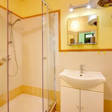 Valdefora Apartment