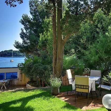 Valdefora Apartment *